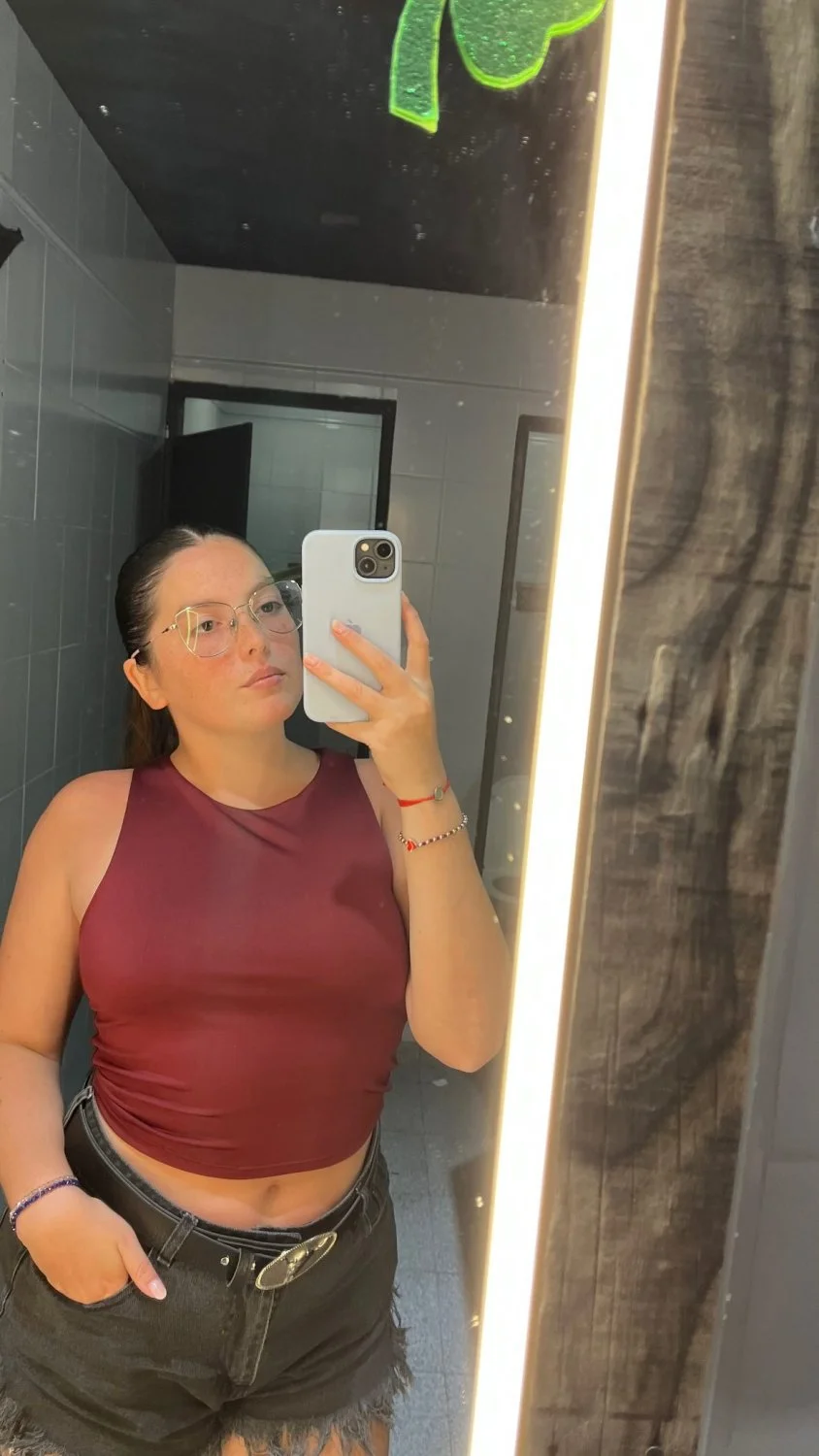 Argentina slut Jazmin lost in IRL game image 8