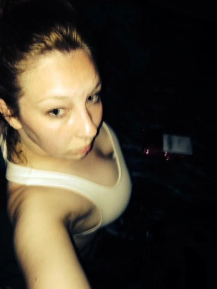 Nicole image 13