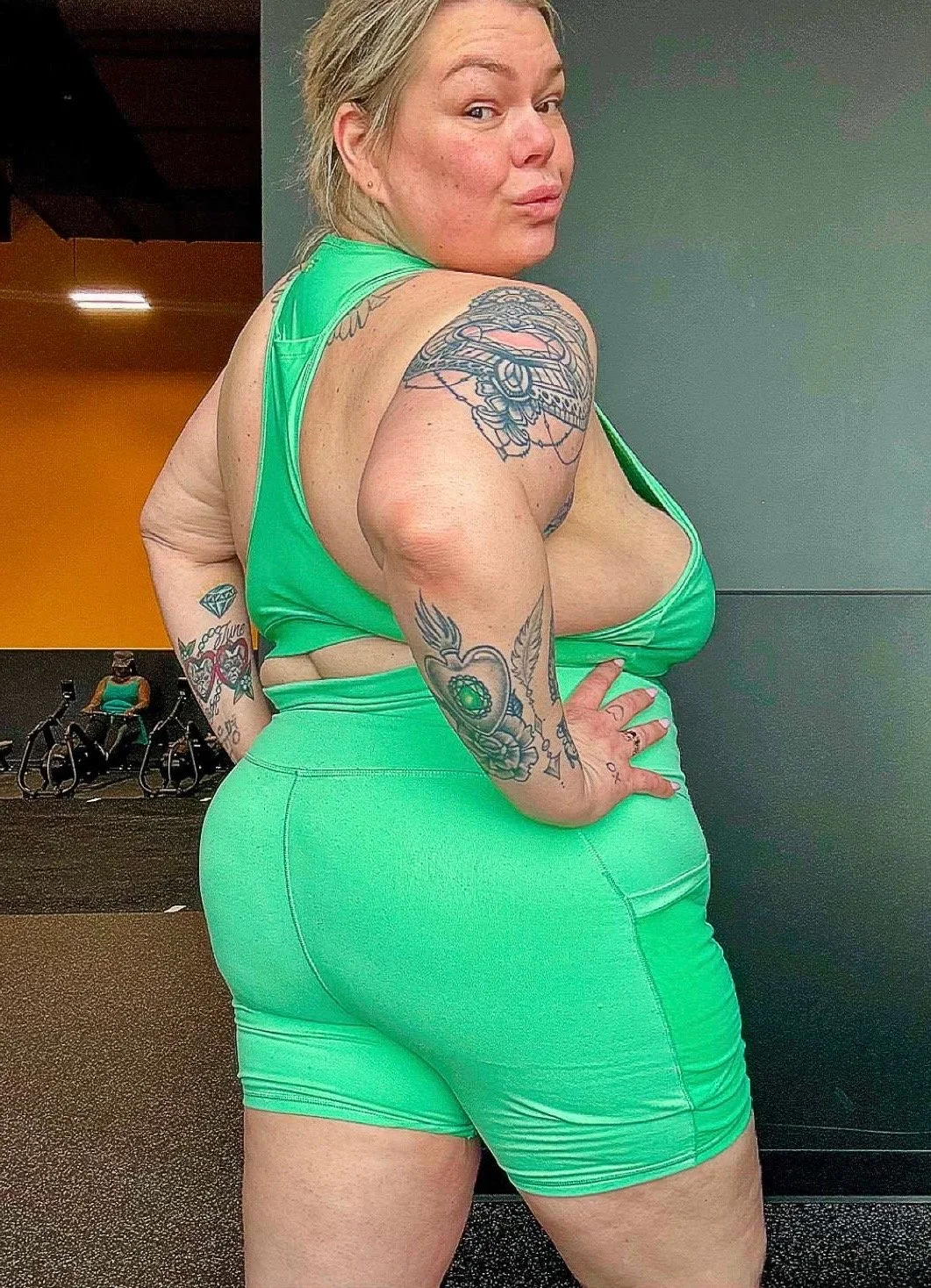 Fb dating milf image 3