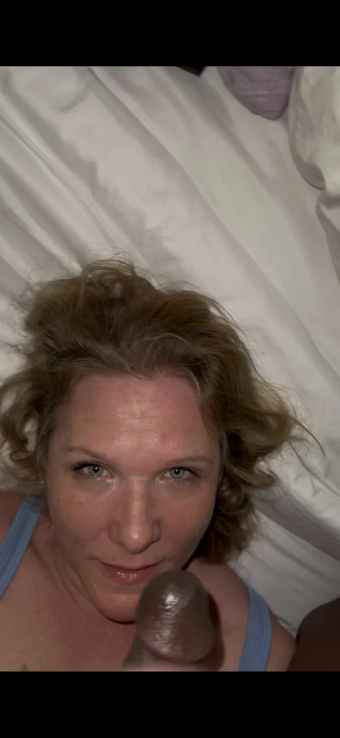 Blue eyes pawg loves bbc 7 main image
