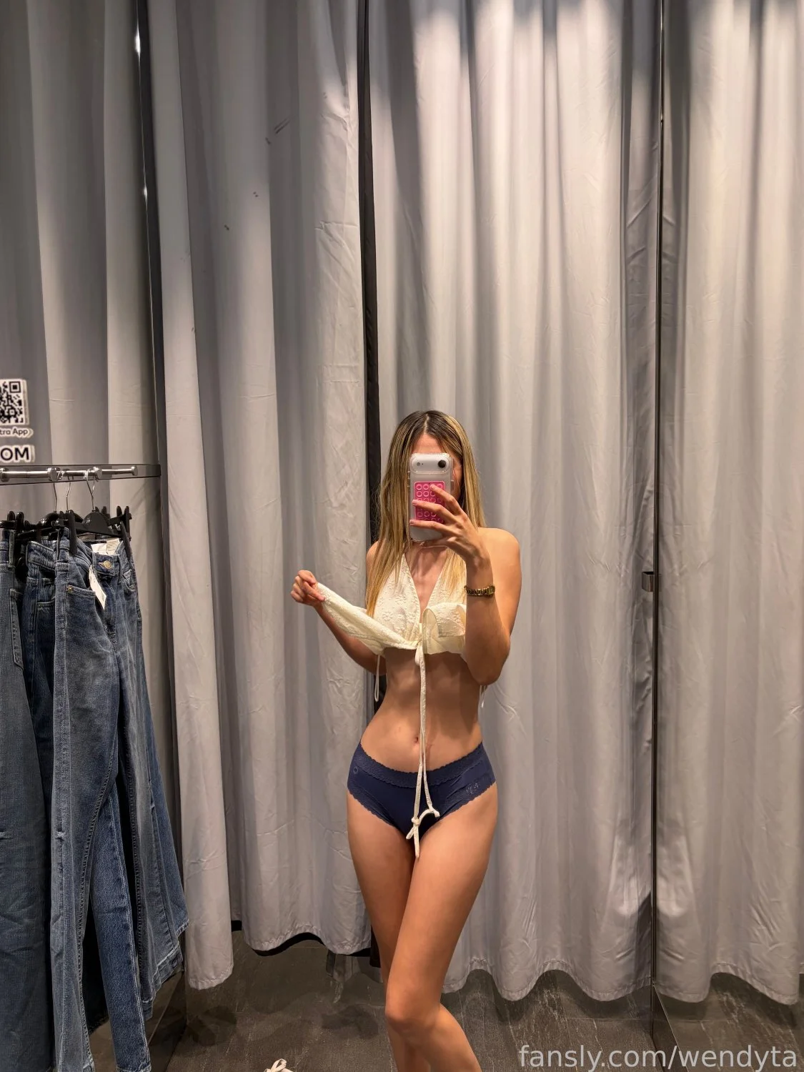 Wendy Valdez | Wendyta Fansly Latina Teen tiktoker Influencer image 14