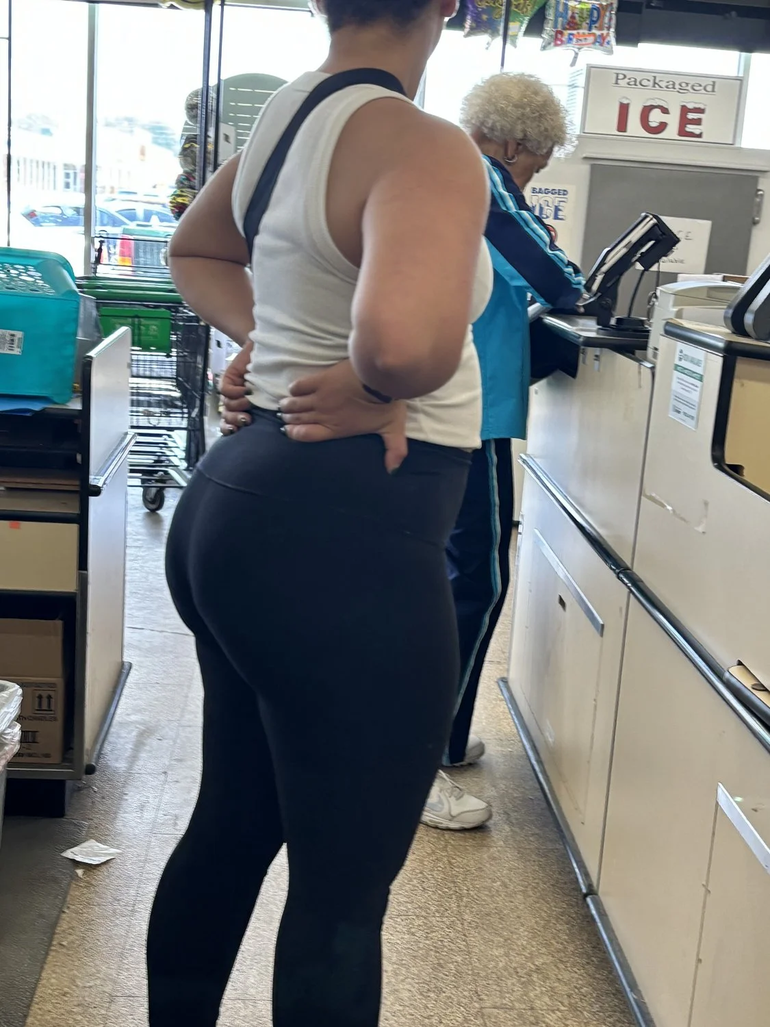 Black leggings image 2