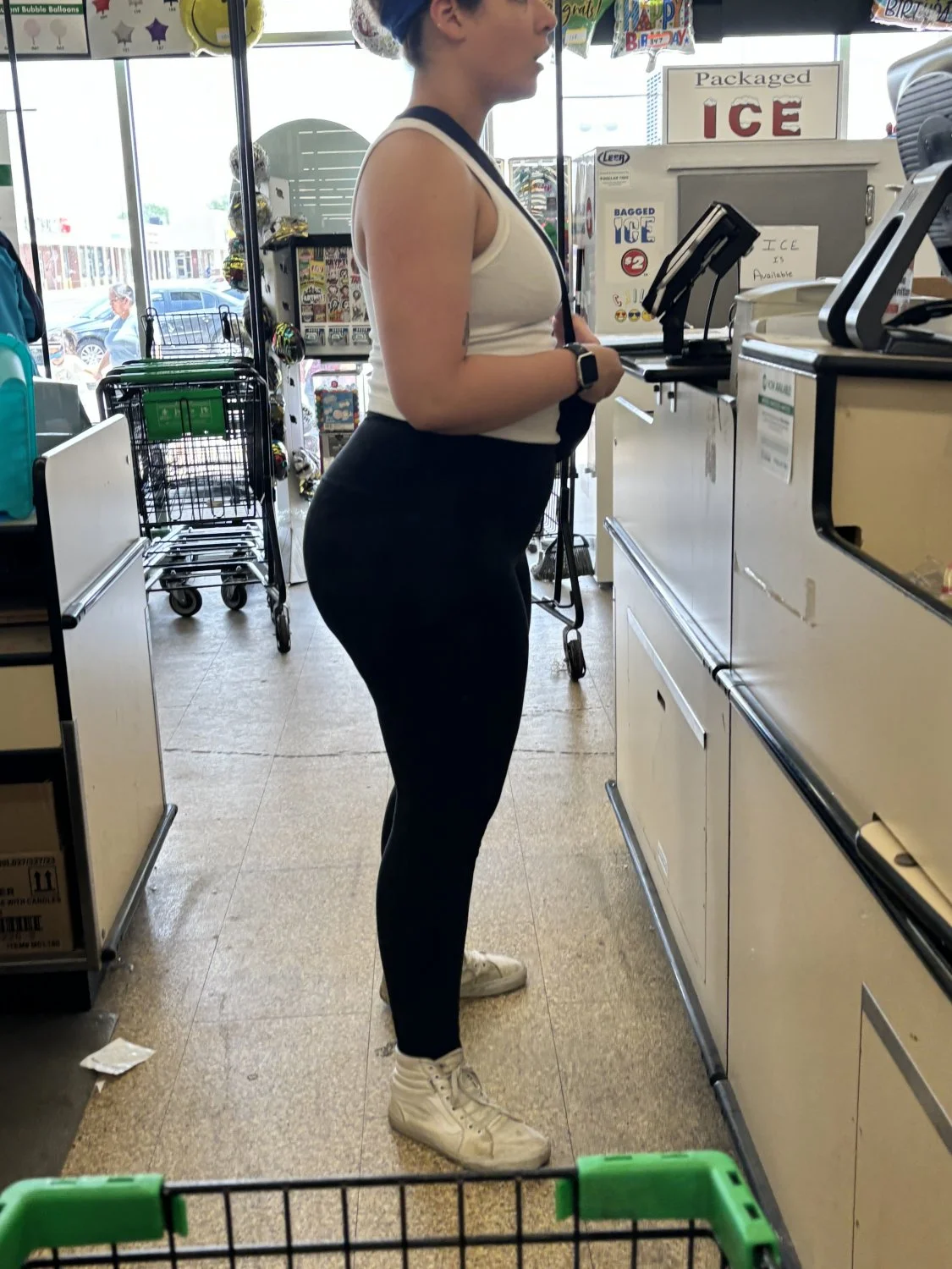 Black leggings image 4