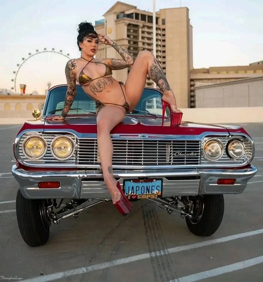 Chicas autos image 15