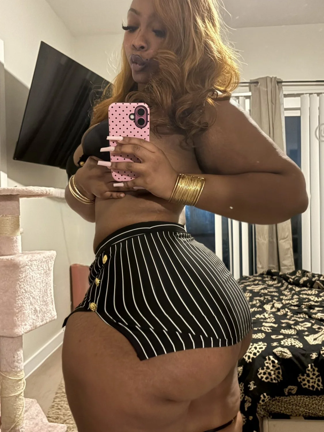 All natural black queen image 10