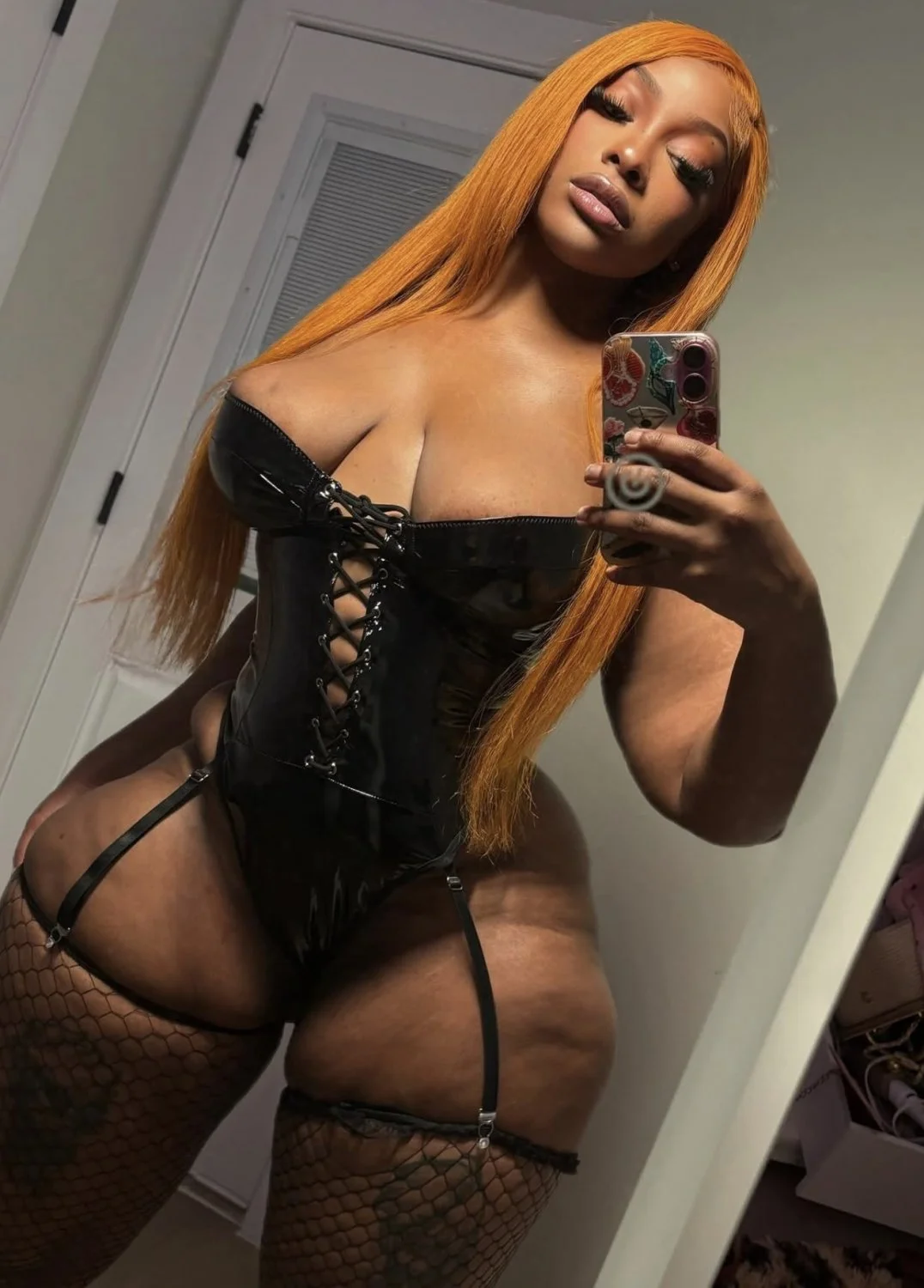 All natural black queen image 13