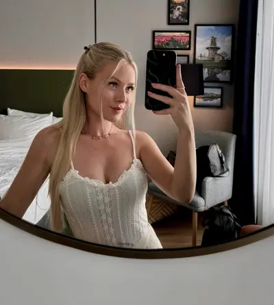 Deutsche schlampe / German slut Celine cover image