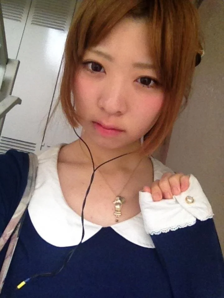Japanese girl Chihiro image 27