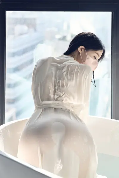 korean babe Evelyn cover image
