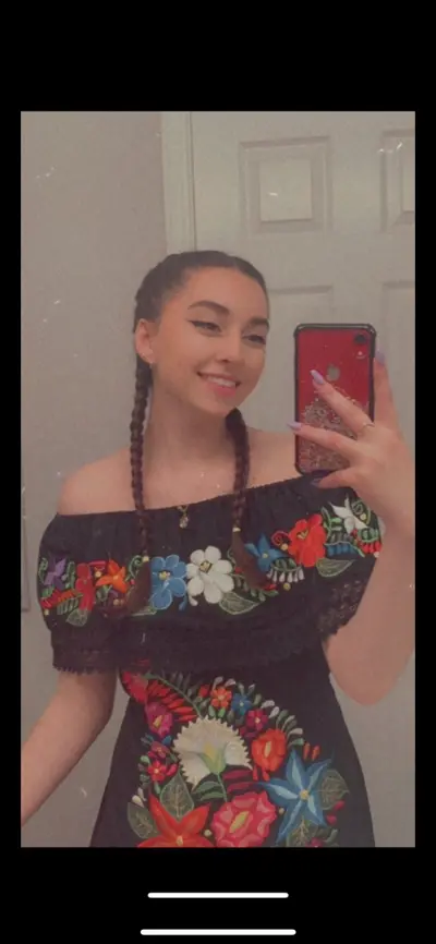 20 y.o Webslut wanted me to expose her cover image