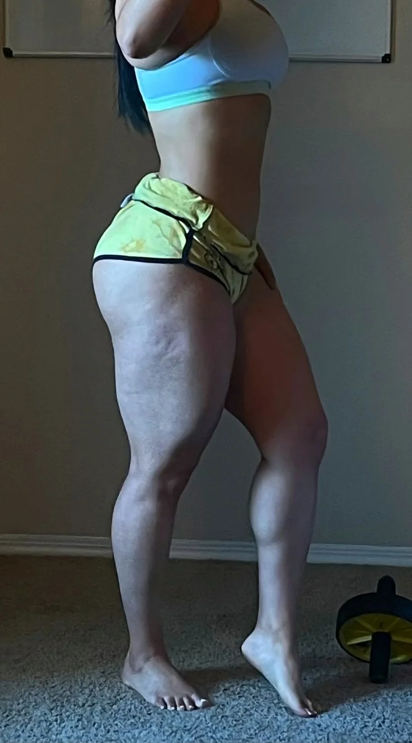 Fitt Latina FatAss image 4