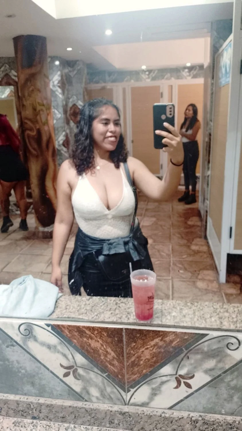 Valeria cele tetona image 24