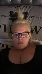 Sarah slut from Stevenage uk main image