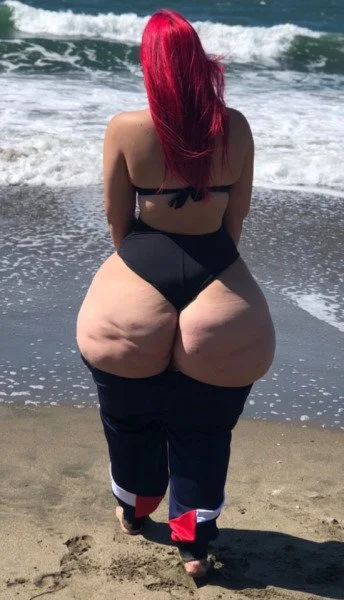 M3Ga pawG bo0tY on R@nDaL1n !! image 21