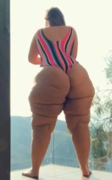 M3Ga pawG bo0tY on R@nDaL1n !! image 28
