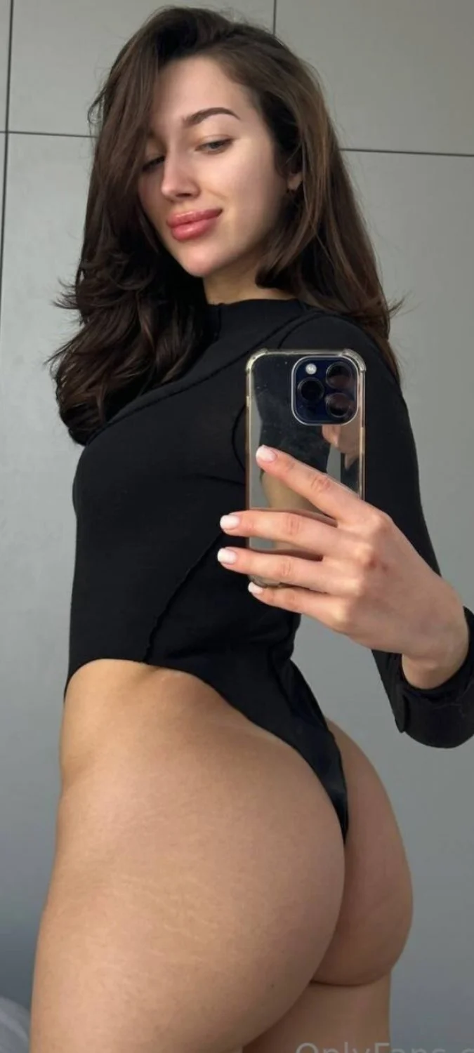 emily image 4