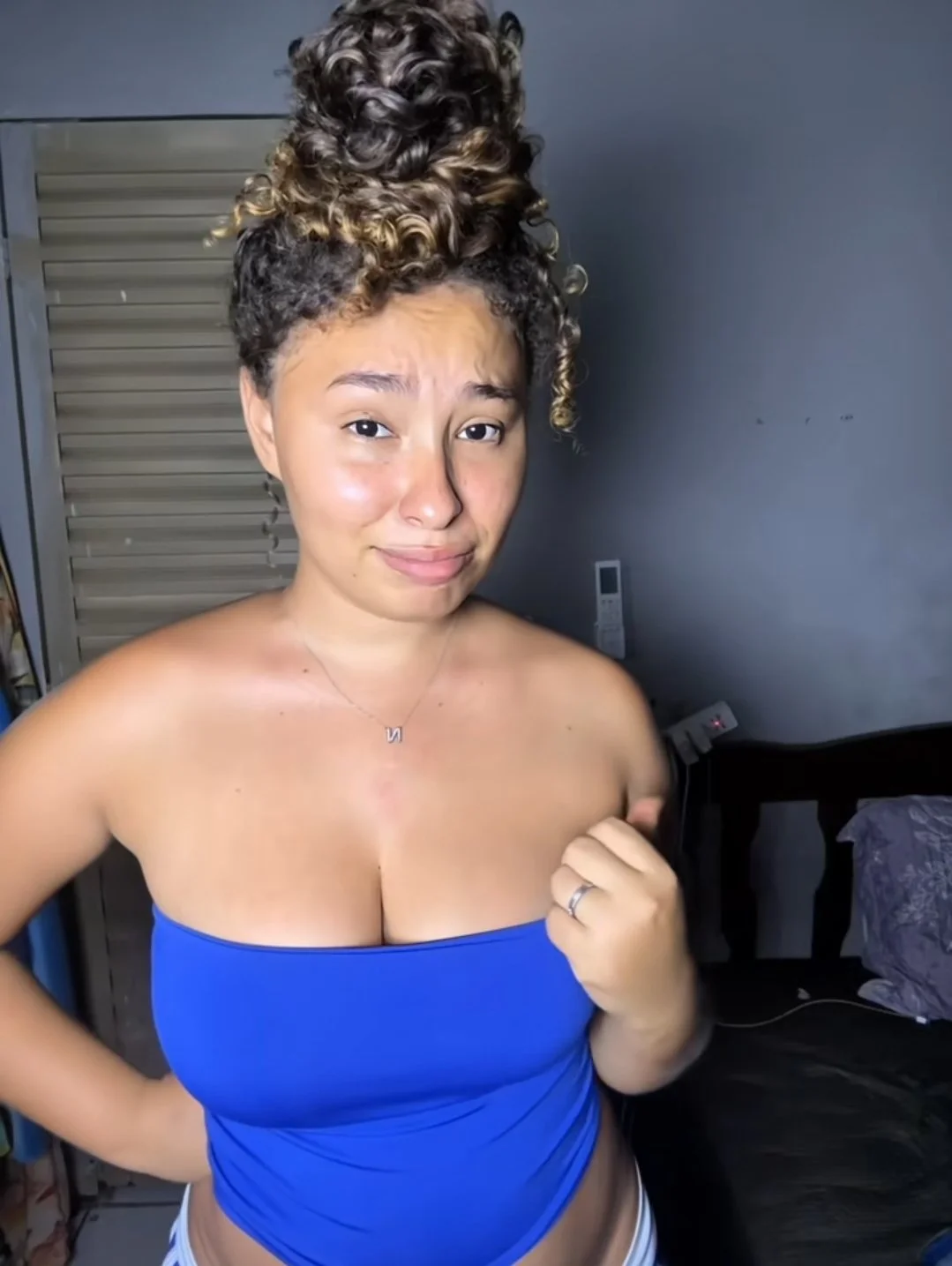 Negão colocando famosinha do tiktok pra chupar Nicolly scobar main image