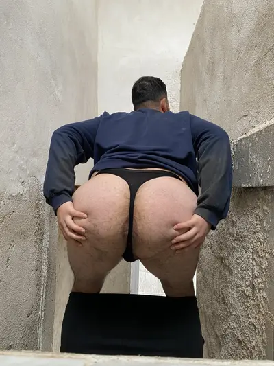 Rico culote gordo de esta Sissy cover image