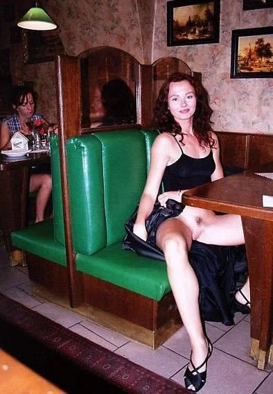 Bottomless Girls In Public 16 image 4