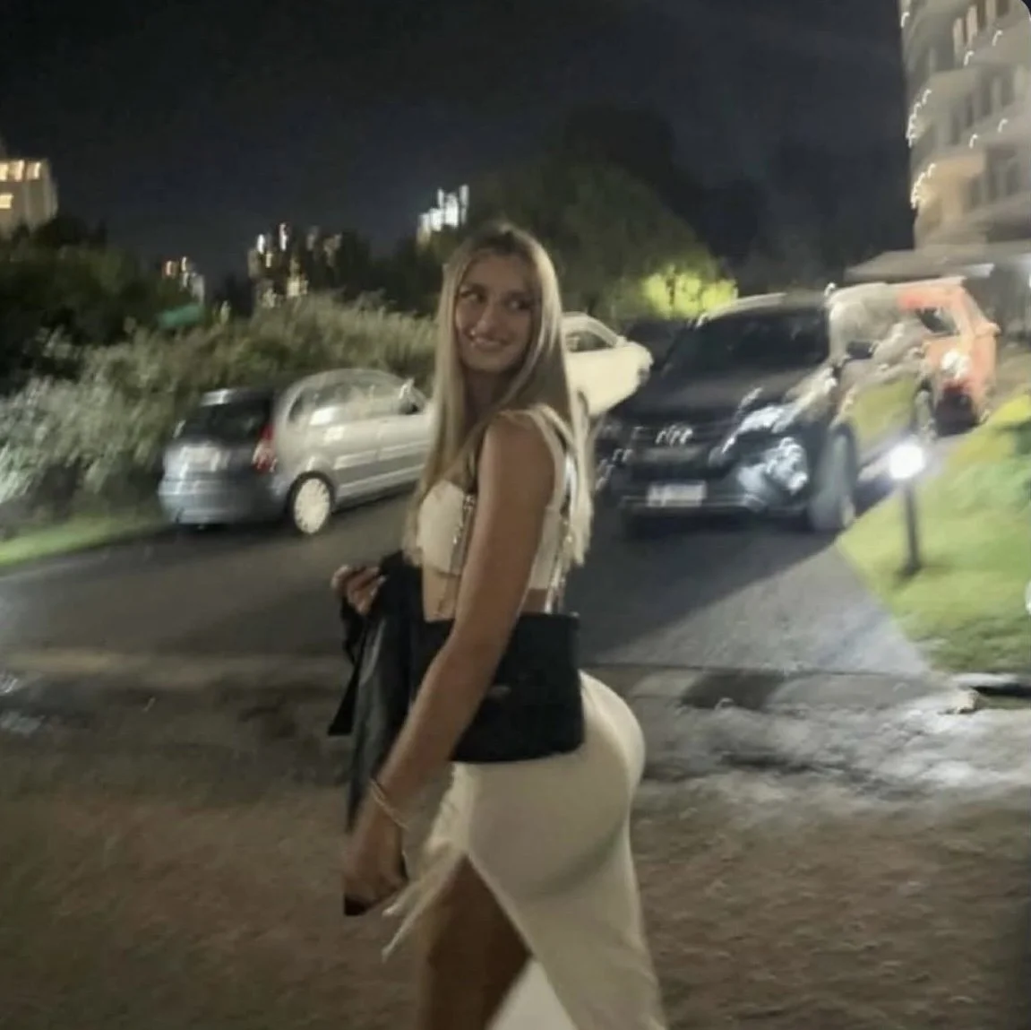 INSANE blonde PAWG with super fat ass image 1