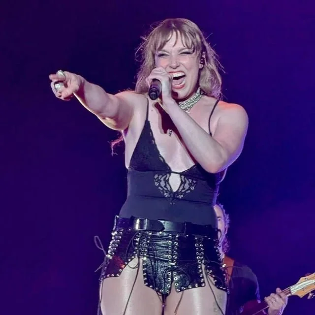 Lzzy Hale 8 image 5
