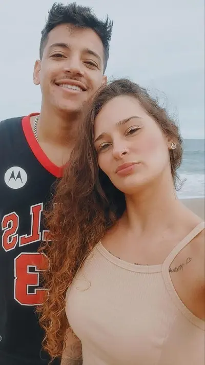Puta novinha vazada com o namorado! novinha, vazou, vazados, vazada, amador cover image