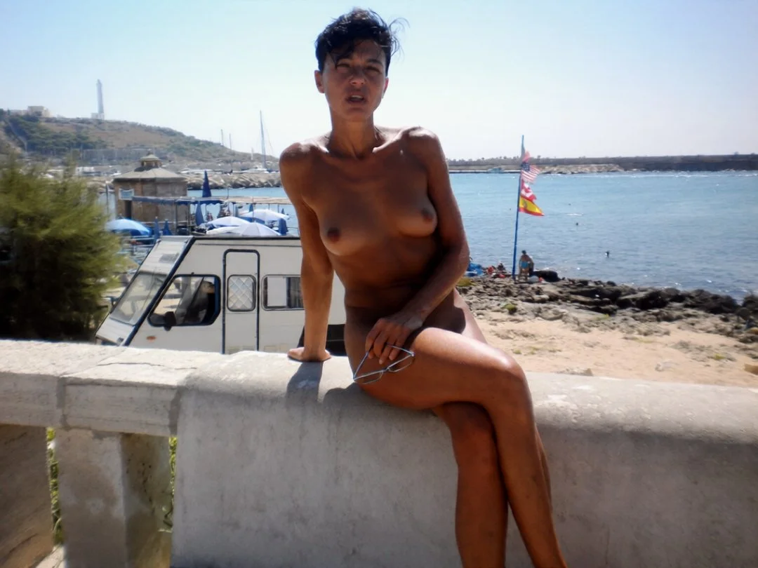 Elena image 7