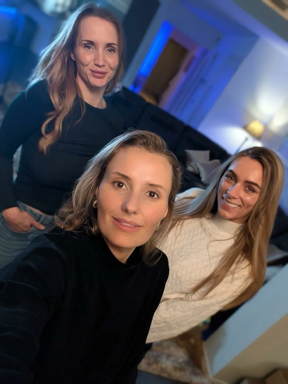 3 hotties 6 hot boobs image 2