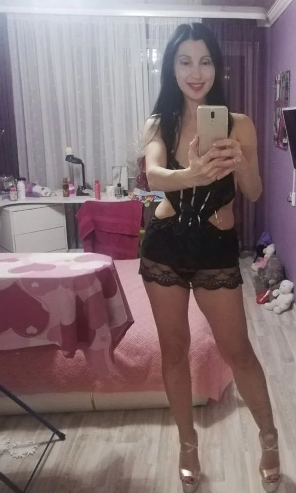 Mess with Bull, Lose Wife image 33