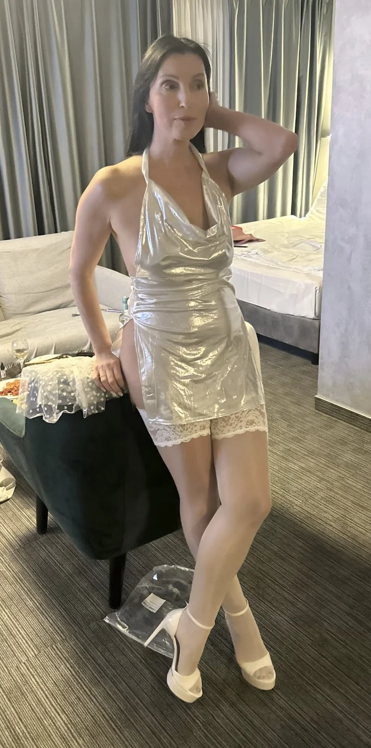 Mess with Bull, Lose Wife image 34