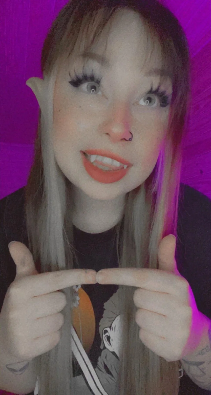 Cock teasing e-girl image 4