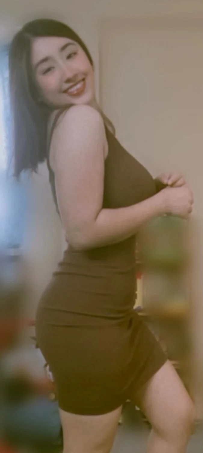 Zorrita Hermosa chichona y putita muy sexy image 10