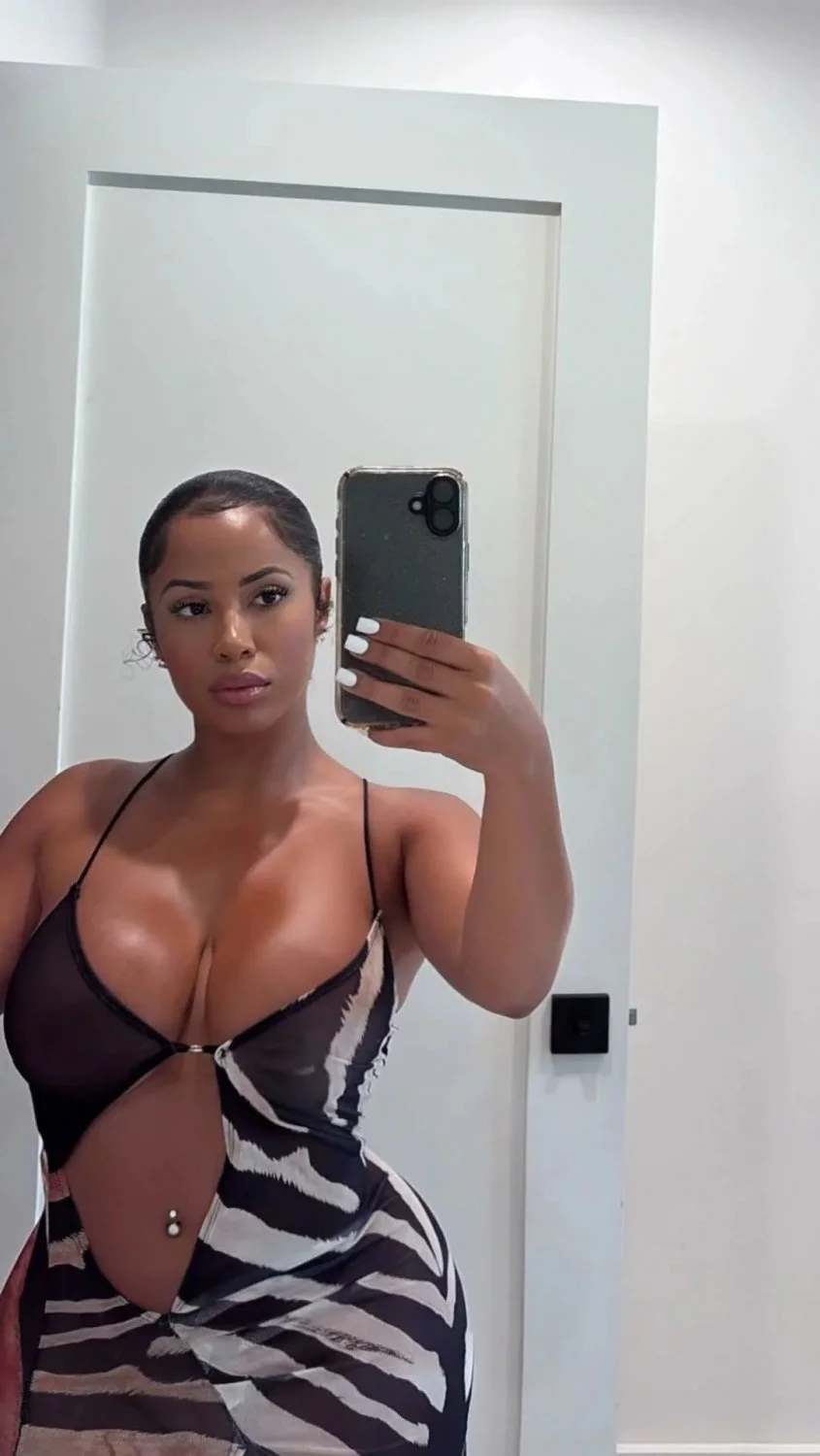 Yasmine Lopez image 6