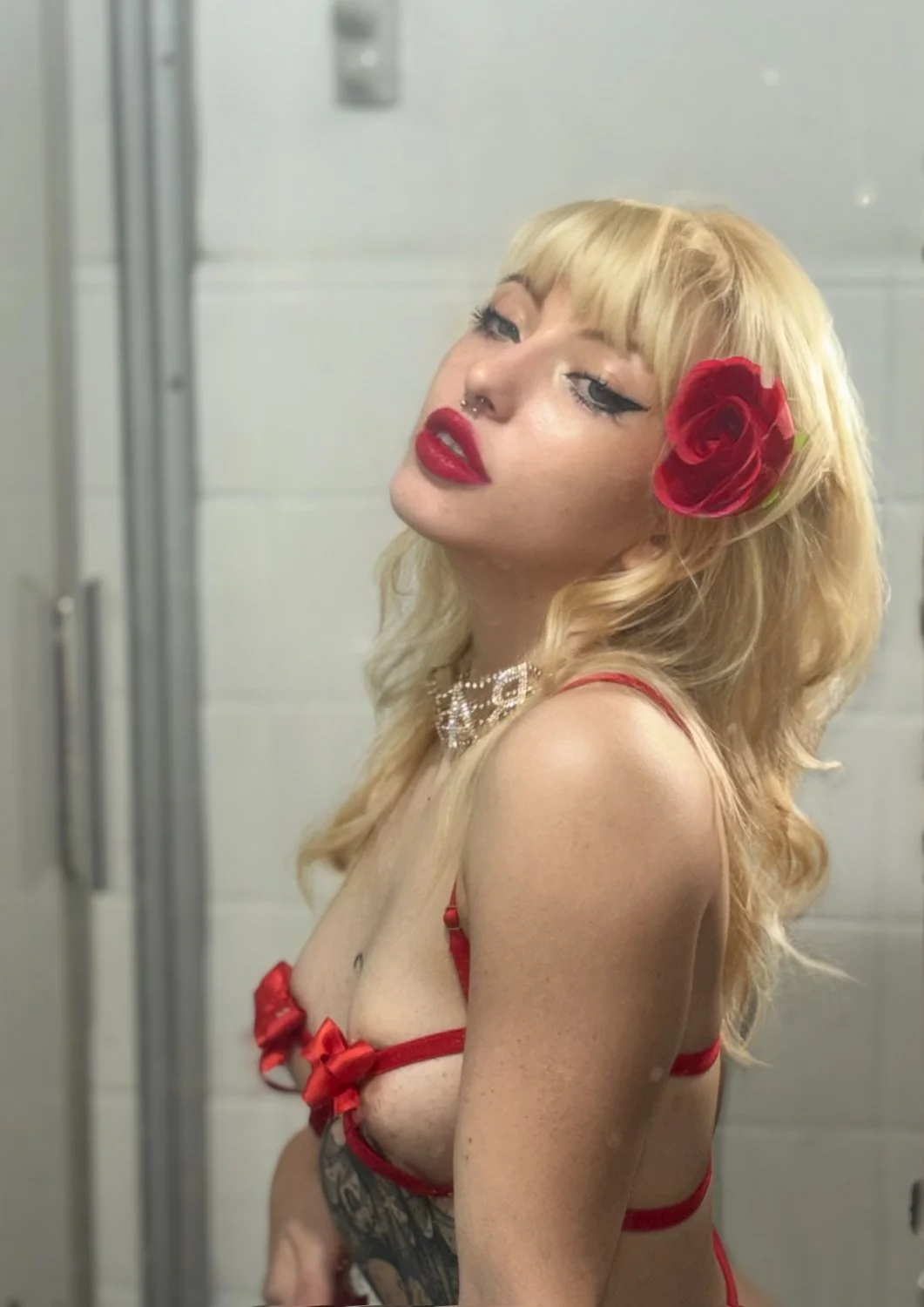Need a fuck buddy for a Valentine's day hookup main image