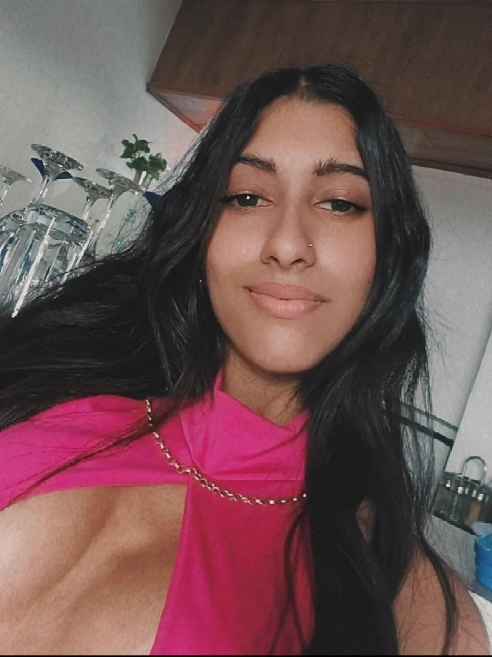 Novinha magrinha acabou de parir, ainda lactante, querendo um homem de verdade para assistir ela image 9