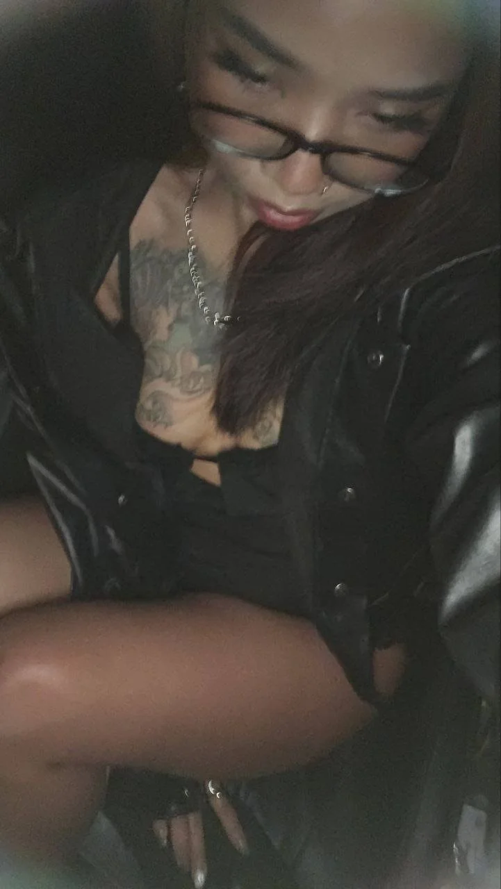 Thai Hotwife Slut image 2