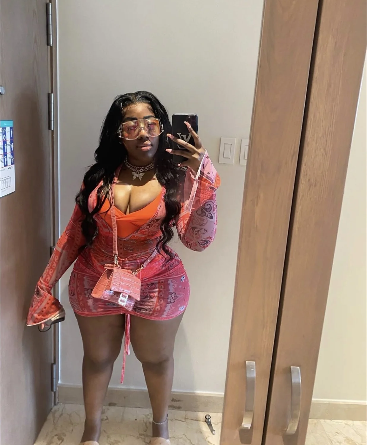 IG THOT image 9