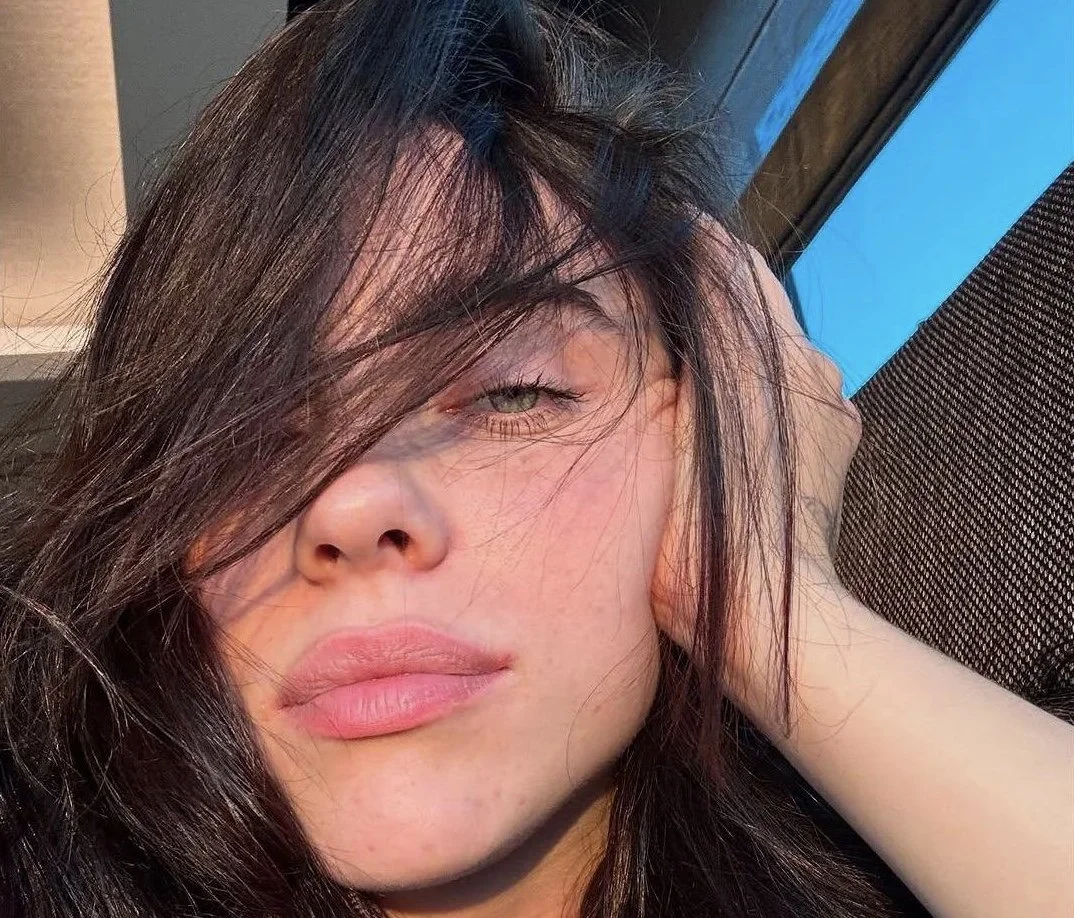 Billie Eilish nose image 9