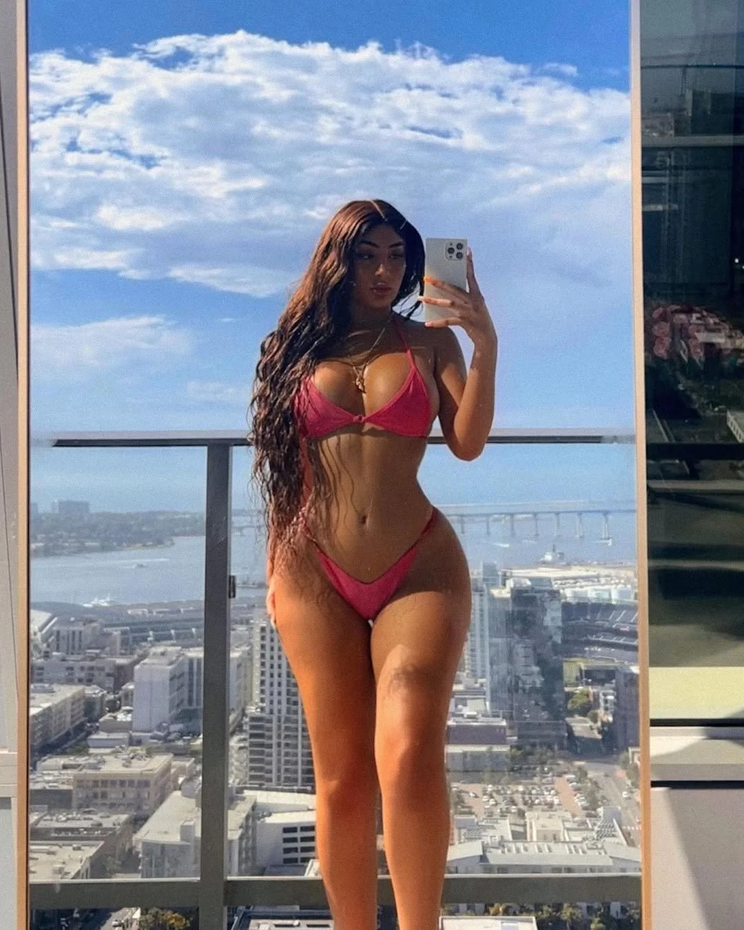 goon to latina hips and legs 1 image 35