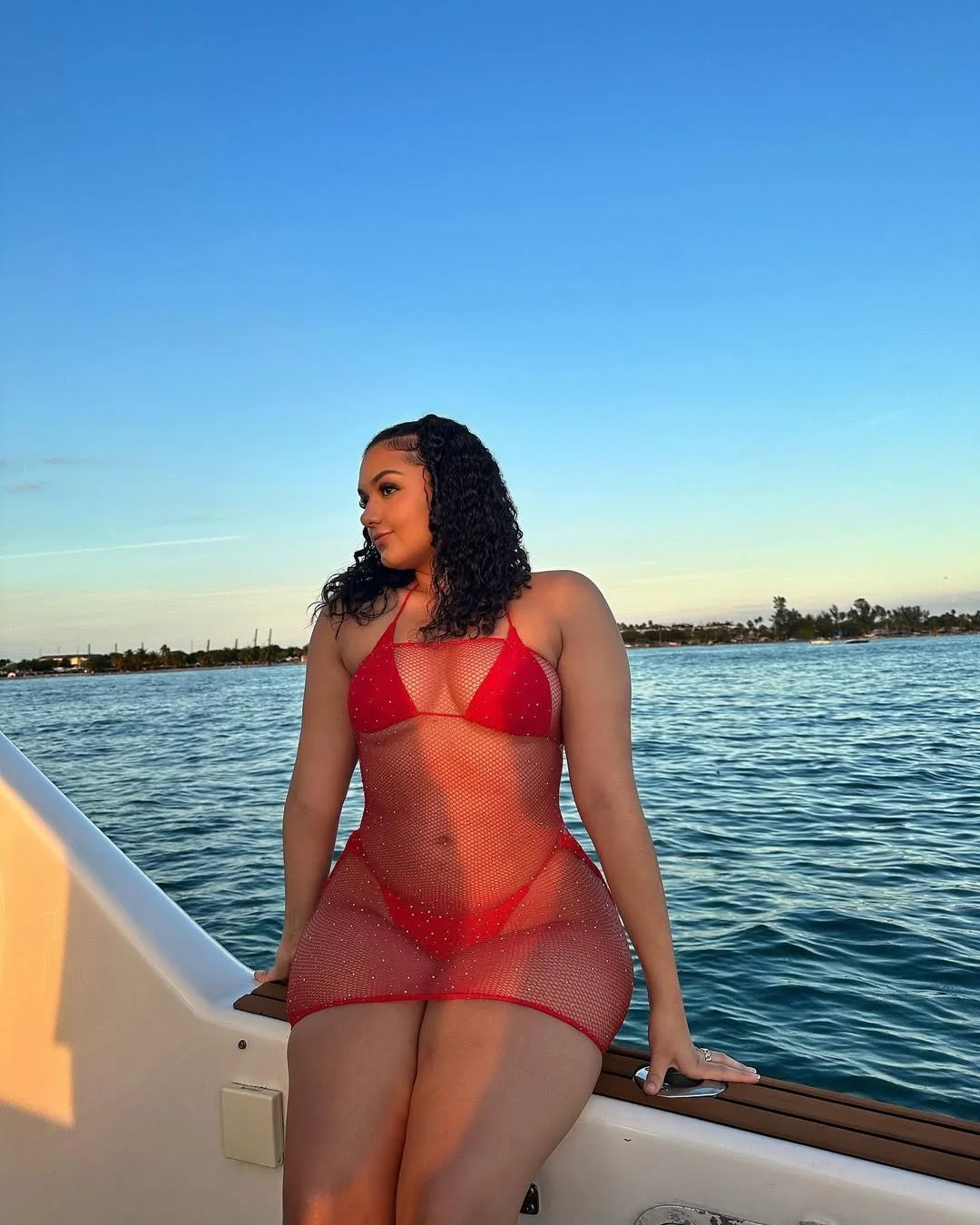 goon to latina hips and legs 1 image 46