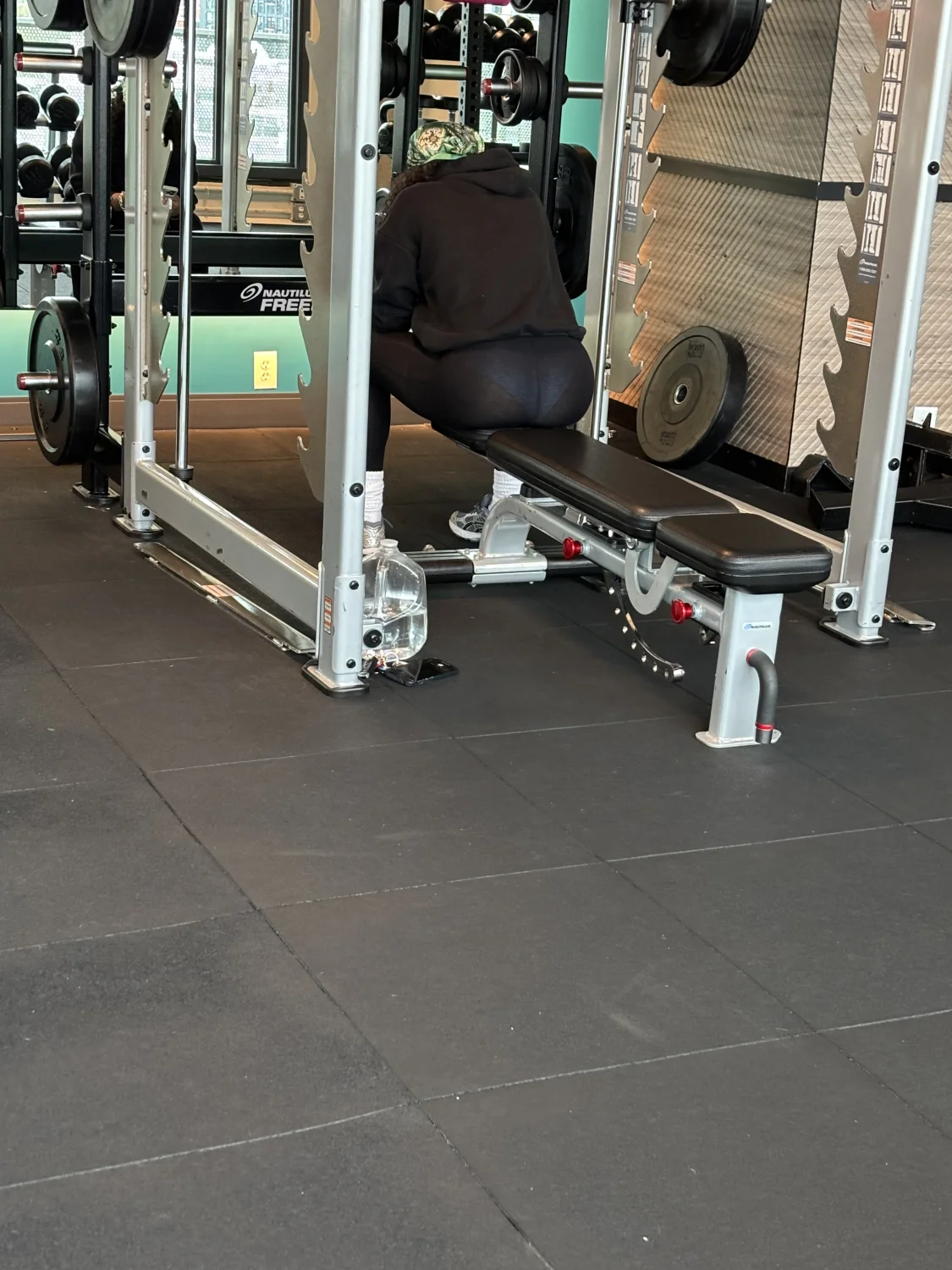 See through leggings at gym image 3