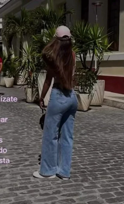 Yessy hermosa Cubana expuesta para darle tributos image 6
