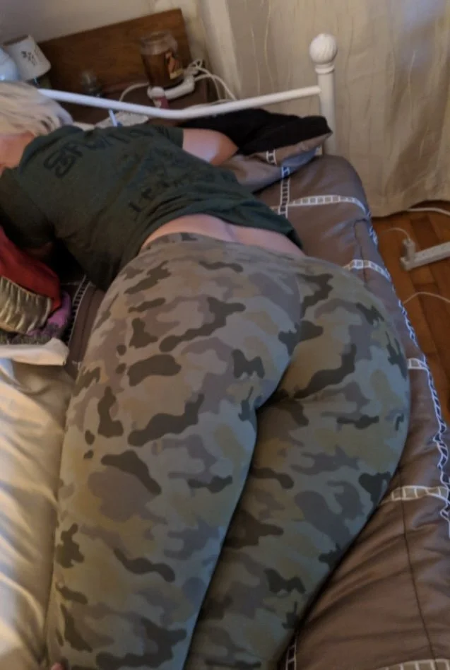 Mom with porno ass image 4