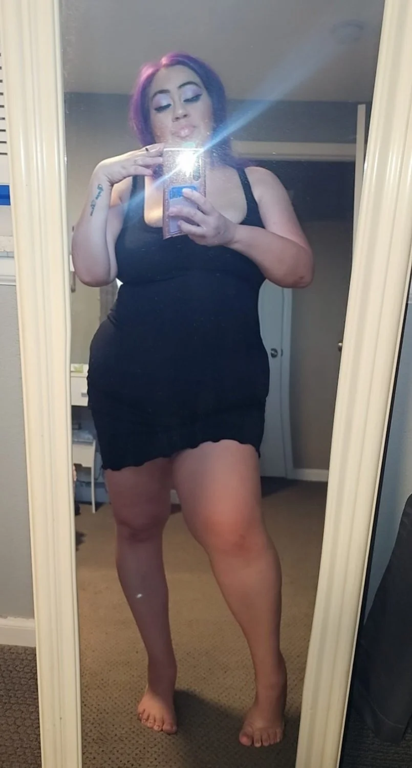 -finally found my friends hot moms social media- image 4