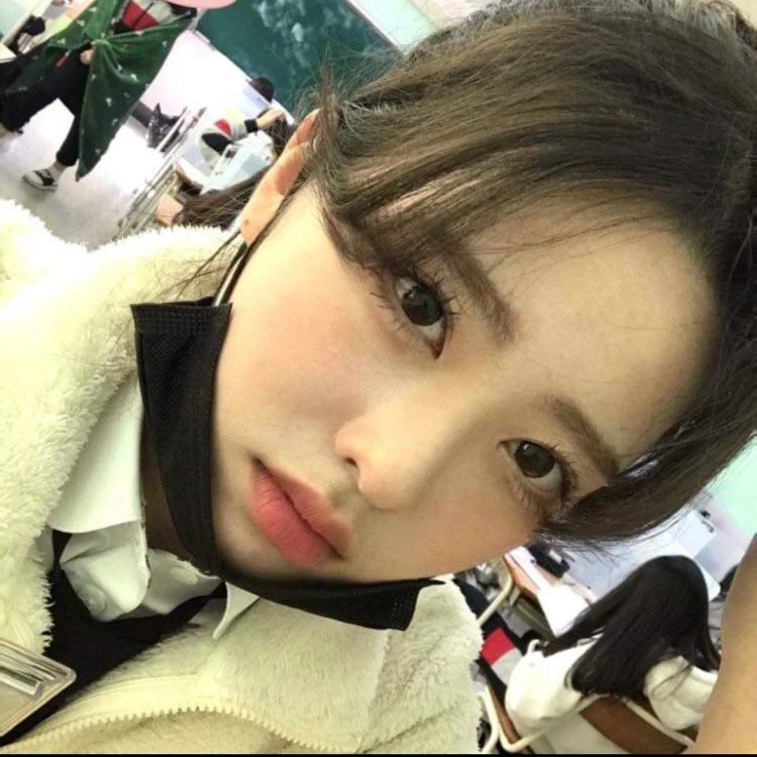 김나연 22(나연이 얼싸러 구함) image 2