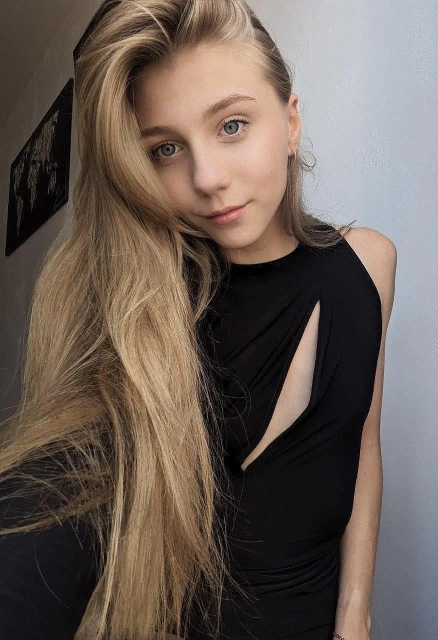 Petite polish girl with tiny tits. Should she get implants? image 3
