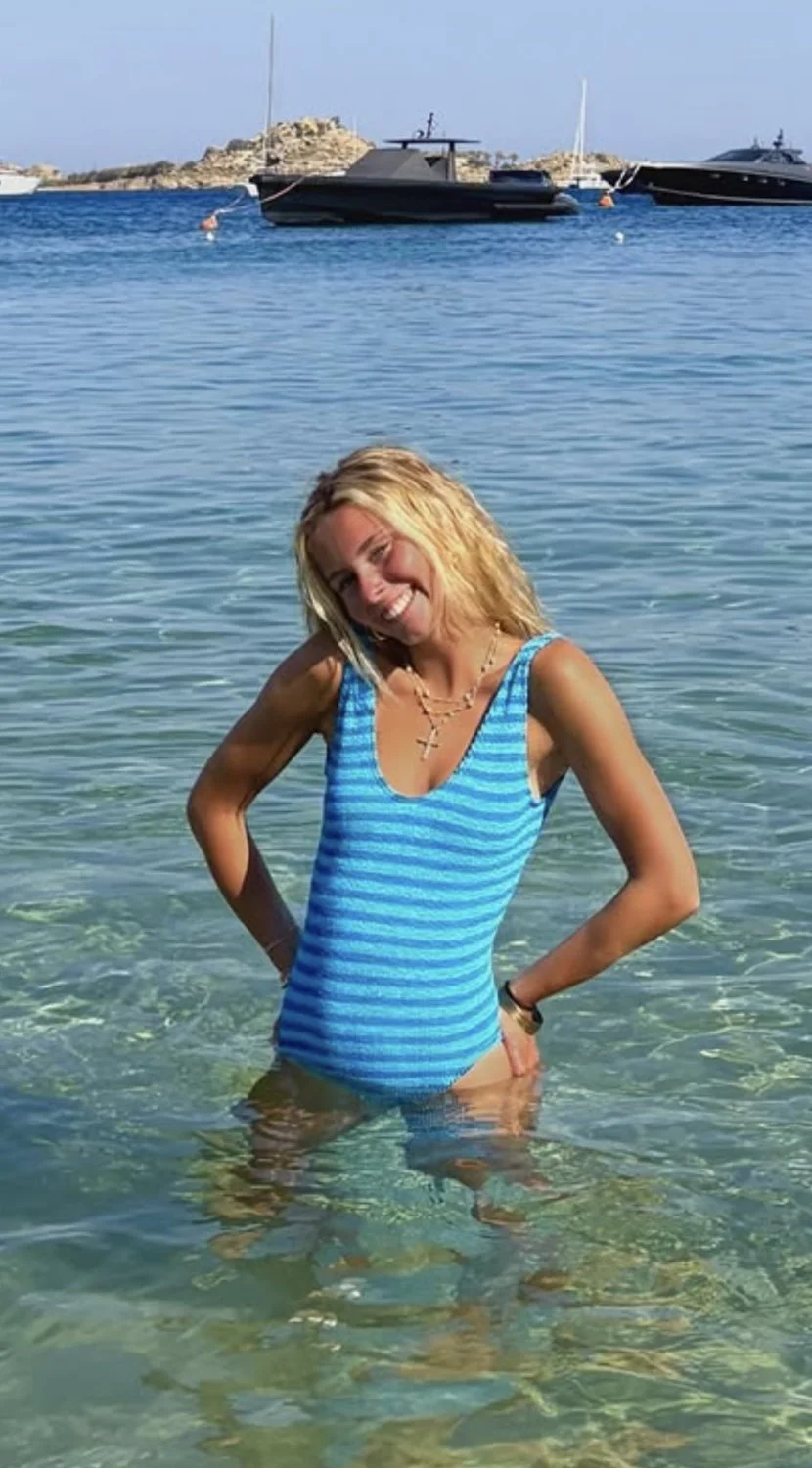 Anna image 20