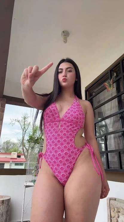 Tiktok Evelynvazquez75 image 27