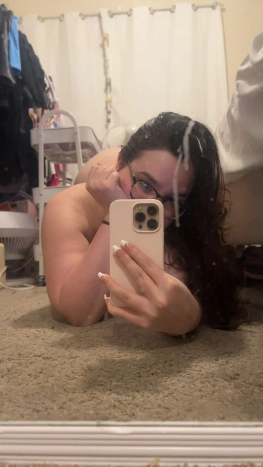 The best big booty teen pawg (repost her)(dm) main image