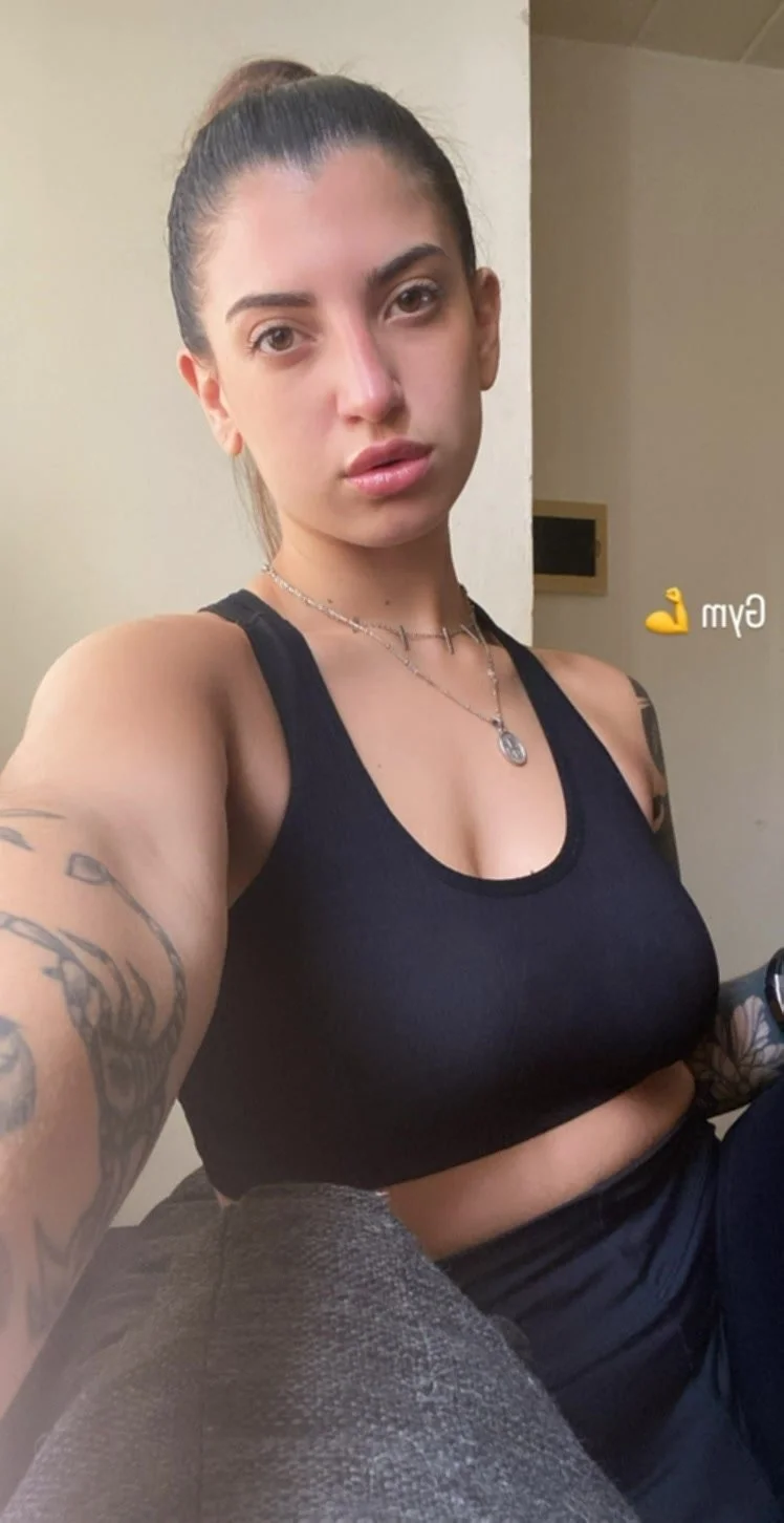 My favorite selfies are always after the gym🖤 image 2